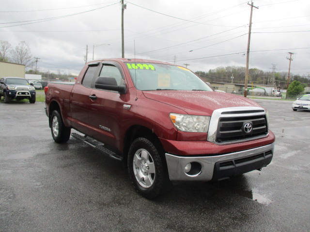 Used 2010 Toyota Tundra SR5 AWD/4WD image 4