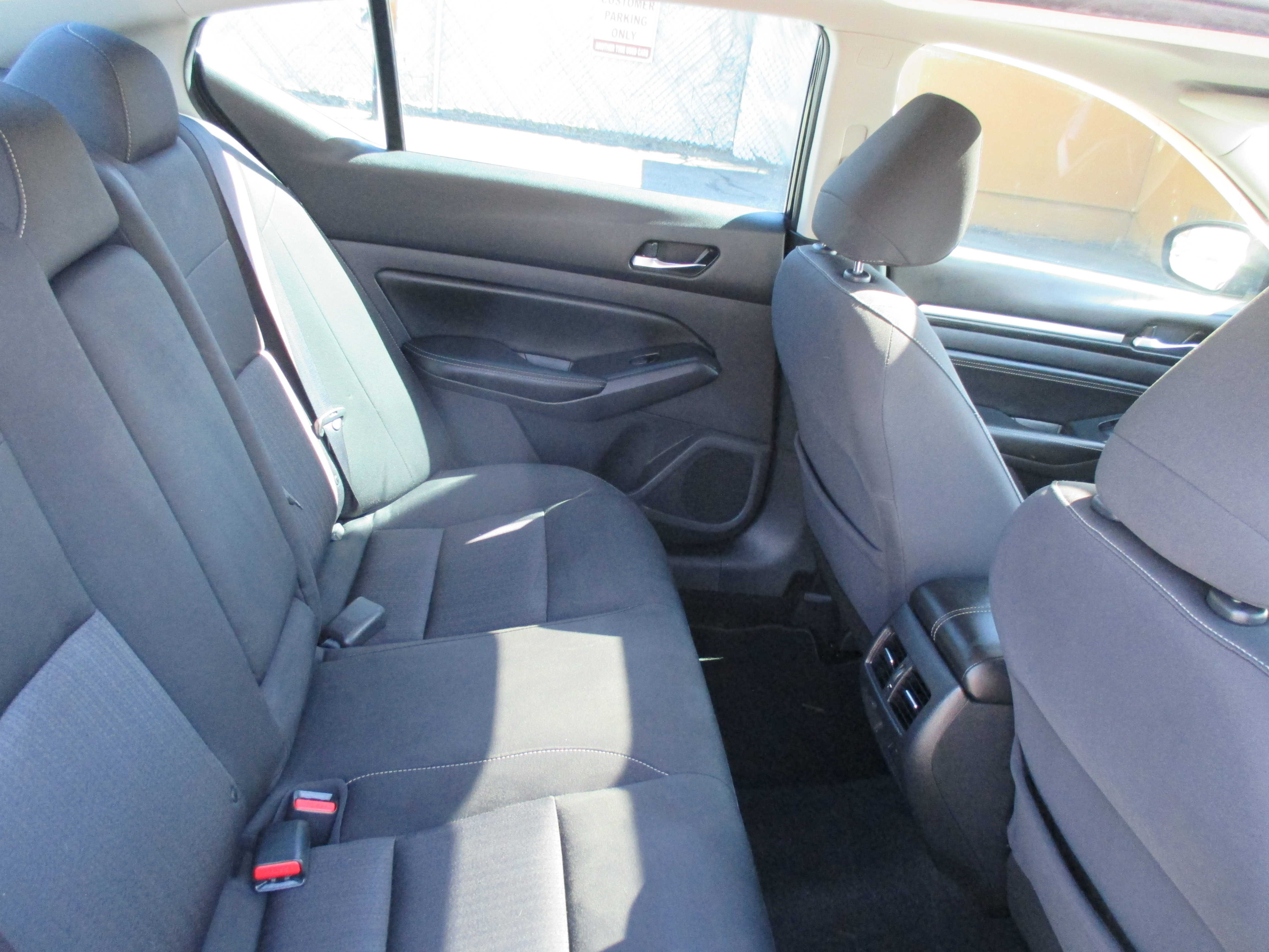 Used 2019 Nissan Altima 2.5 SV Sedan 4D FWD image 13