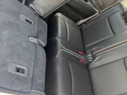 Used 2017 INFINITI QX60 Luxe FWD image 18