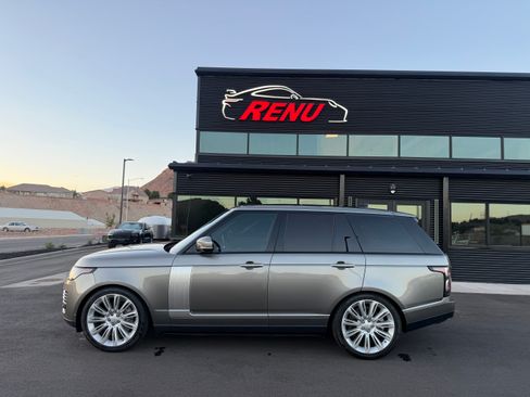 Used 2019 Land Rover Range Rover Supercharged AWD/4WD image 2