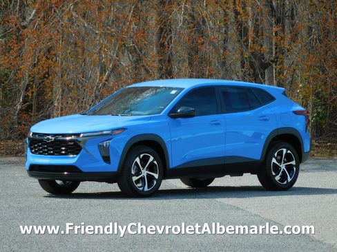 Used 2024 Chevrolet Trax RS image 1