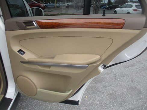 Used 2006 Mercedes-Benz ML 350 image 17