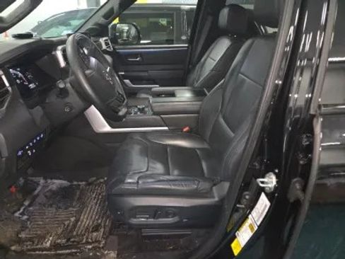 Used 2023 Toyota Tundra Platinum image 5