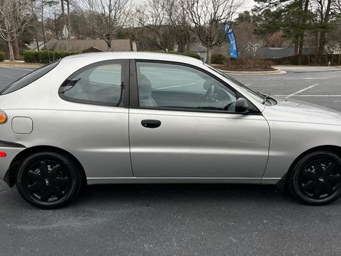 Used 2002 Daewoo Lanos S image 3