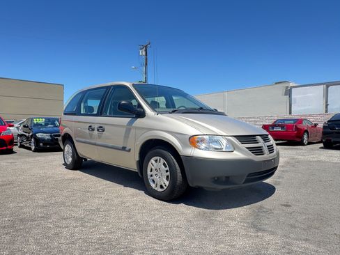 Used 2006 Dodge Caravan SE FWD image 11