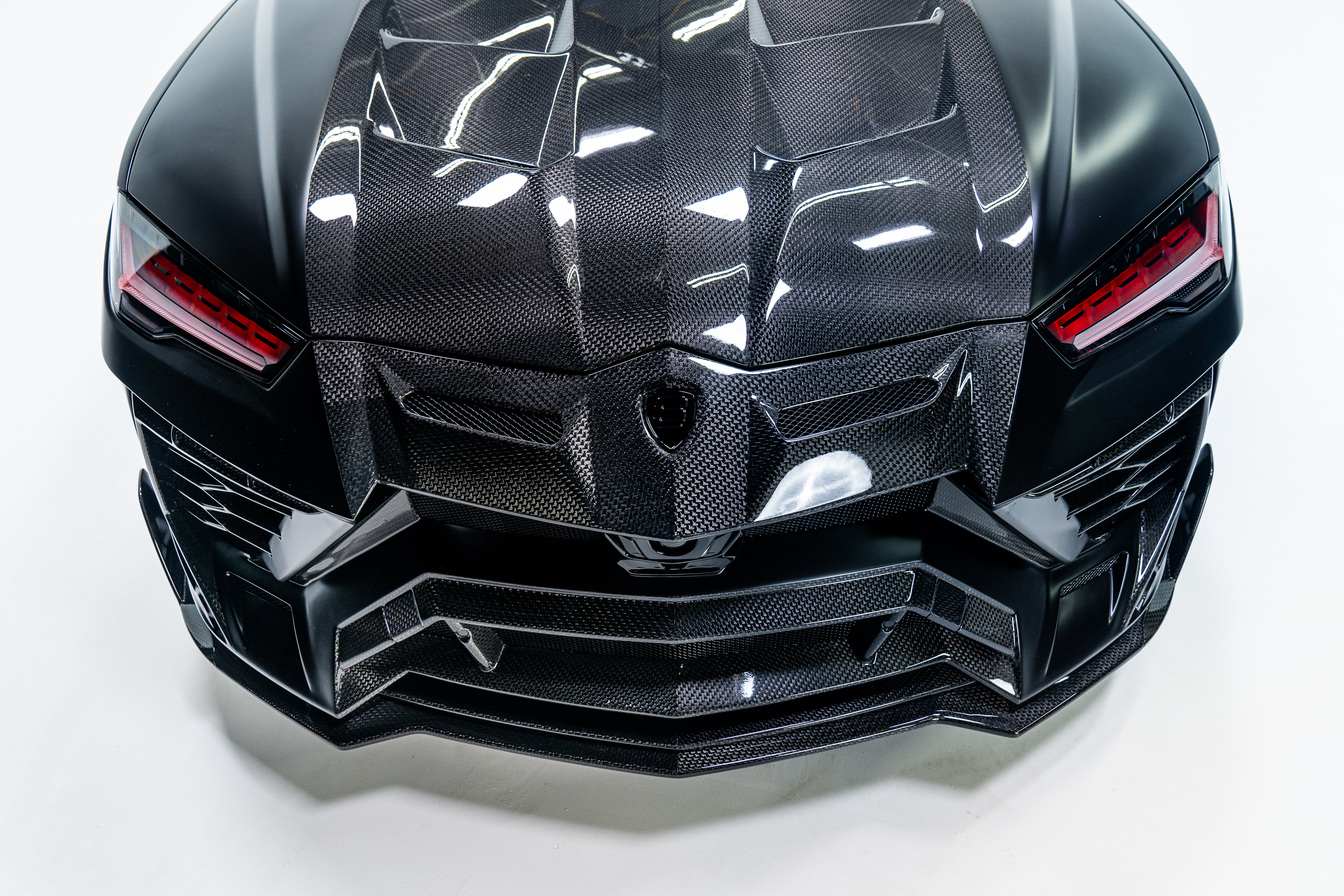 Used 2020 Lamborghini Urus AWD/4WD image 32
