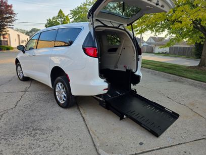 Used 2022 Chrysler Voyager LX