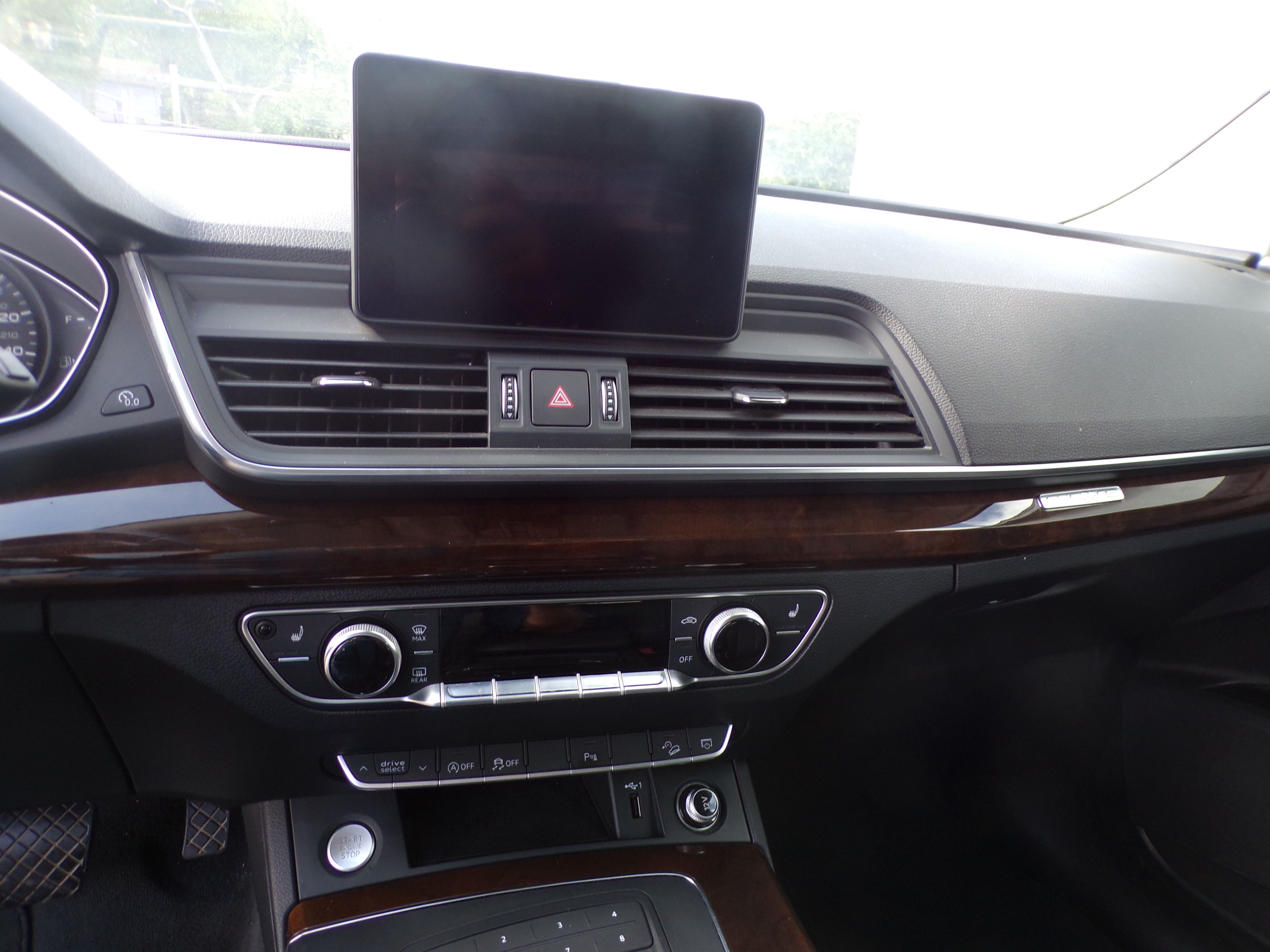 Used 2020 Audi Q5 2.0T Premium Plus AWD/4WD image 11