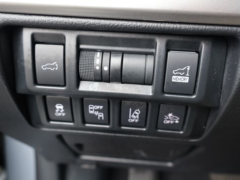 Used 2019 Subaru Outback 3.6R Limited image 25