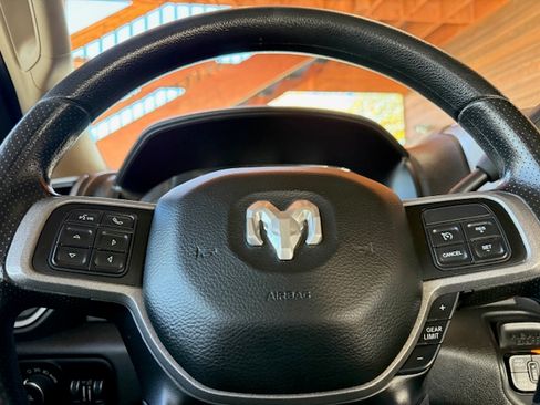 Used 2020 RAM 3500 Tradesman image 16