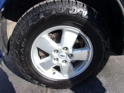 Used 2009 Ford Escape XLT image 9