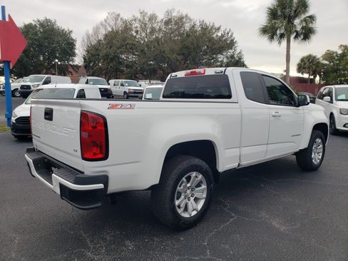 Used 2021 Chevrolet Colorado LT image 3
