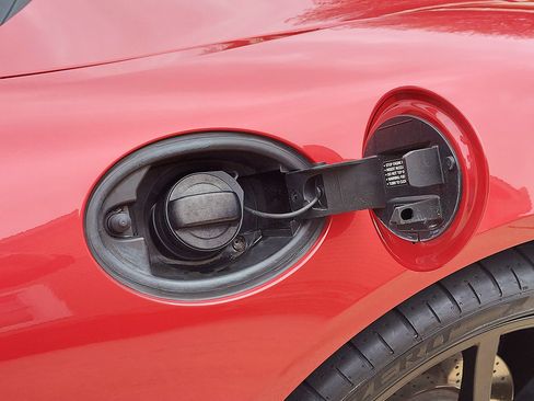 Used 2014 Porsche Boxster image 43