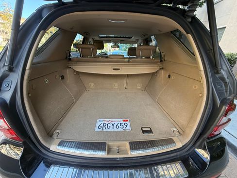 Used 2011 Mercedes-Benz ML 350 image 8