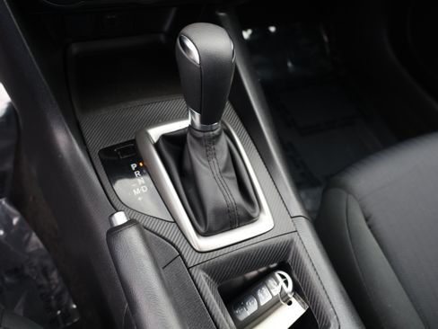 Used 2015 MAZDA MAZDA3 i SV image 23