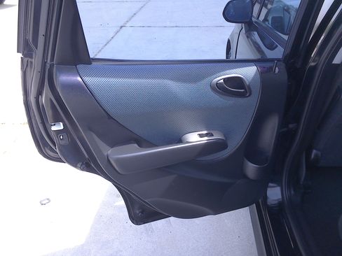 Used 2008 Honda Fit Sport image 10