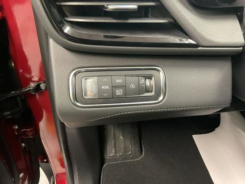 New 2025 Buick Enclave Preferred image 13