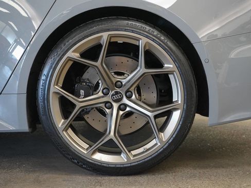 Used 2024 Audi RS 6 performance image 12