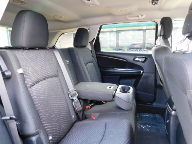 Used 2017 Dodge Journey FWD Crossroad image 23