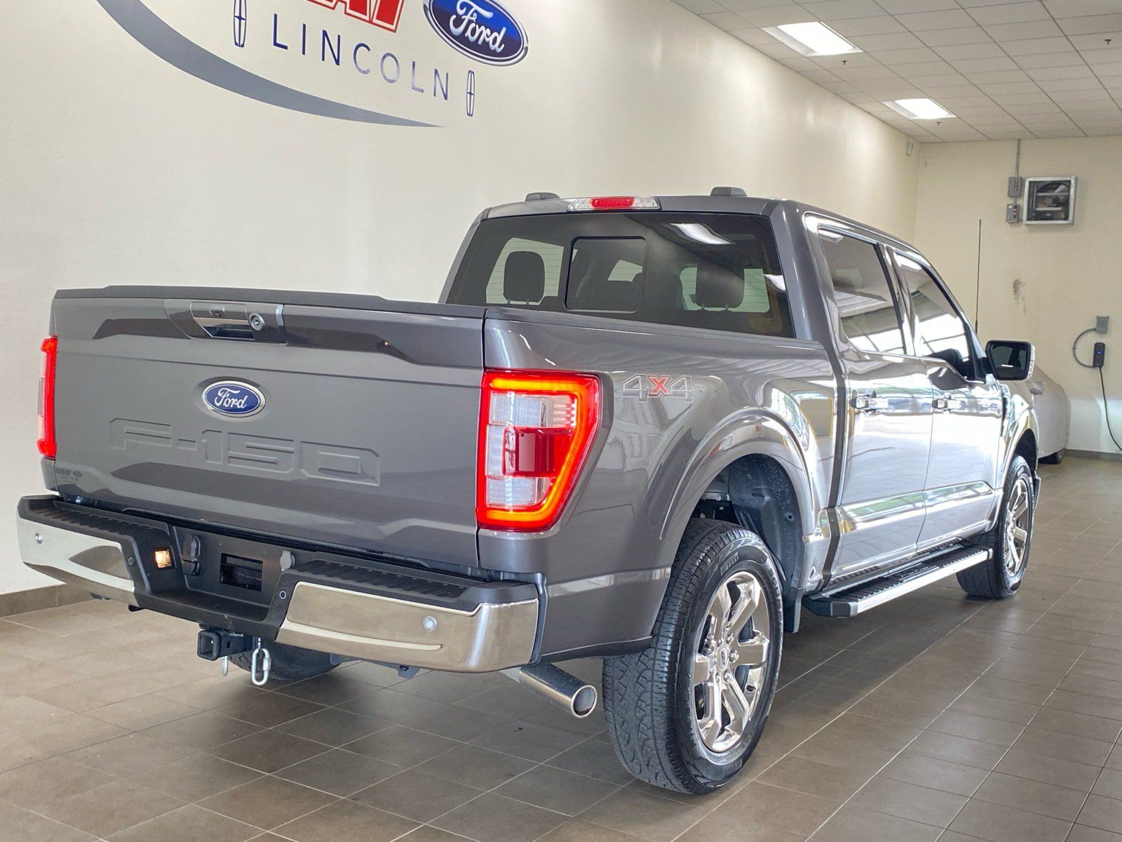 Certified 2023 Ford F150 Lariat AWD/4WD image 7