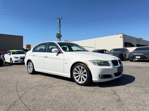 Used 2011 BMW 328i image 10