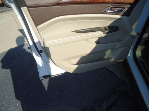 Used 2012 Cadillac SRX Performance image 11