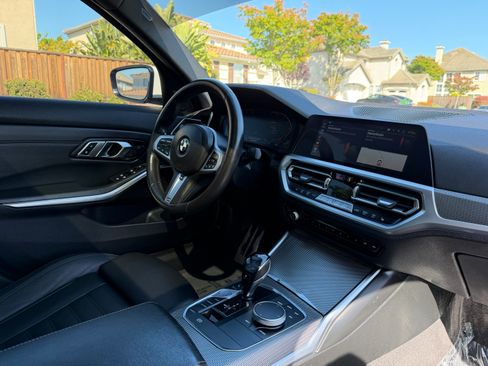 Used 2019 BMW 330i xDrive Sedan AWD/4WD image 17