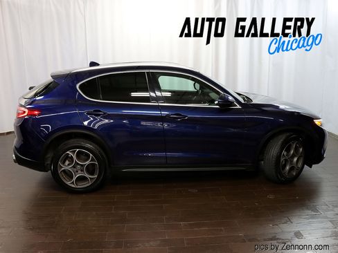 Used 2019 Alfa Romeo Stelvio AWD image 6