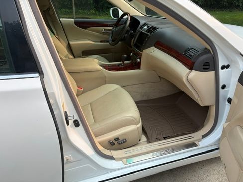 Used 2012 Lexus LS 460 AWD image 8