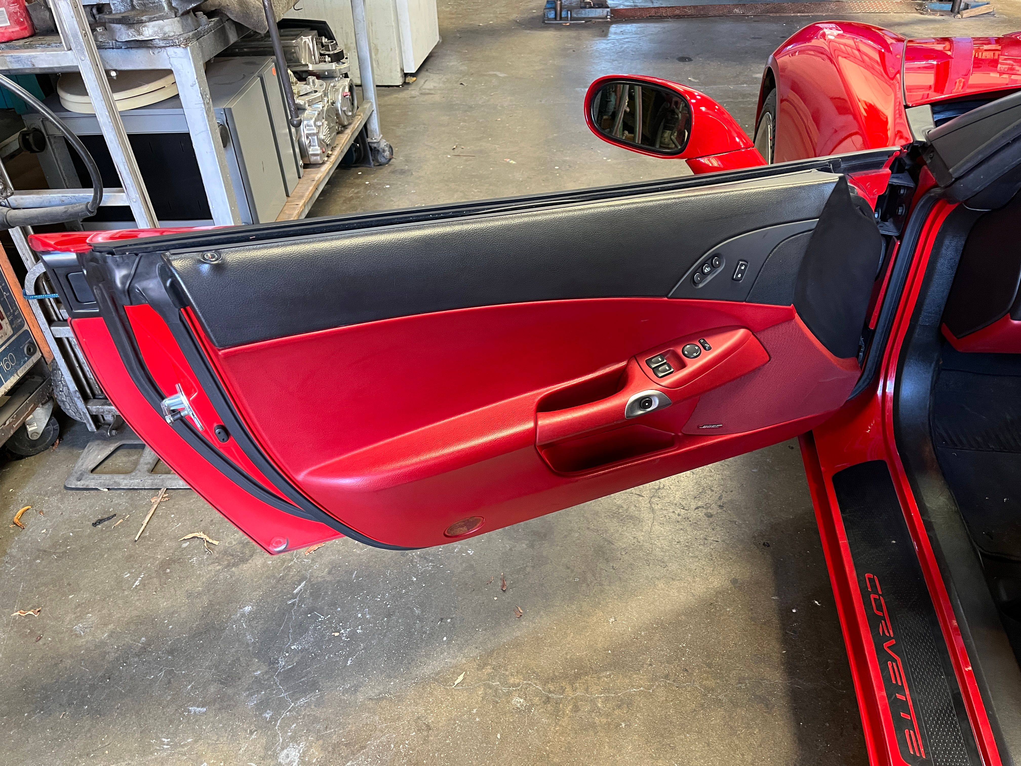 Used 2007 Chevrolet Corvette Convertible RWD image 14