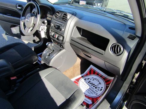 Used 2013 Jeep Patriot Latitude image 24