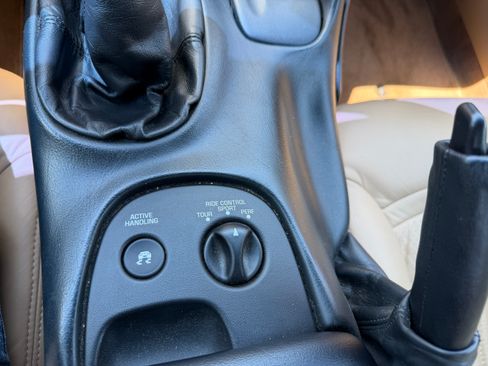 Used 1999 Chevrolet Corvette Convertible RWD image 12