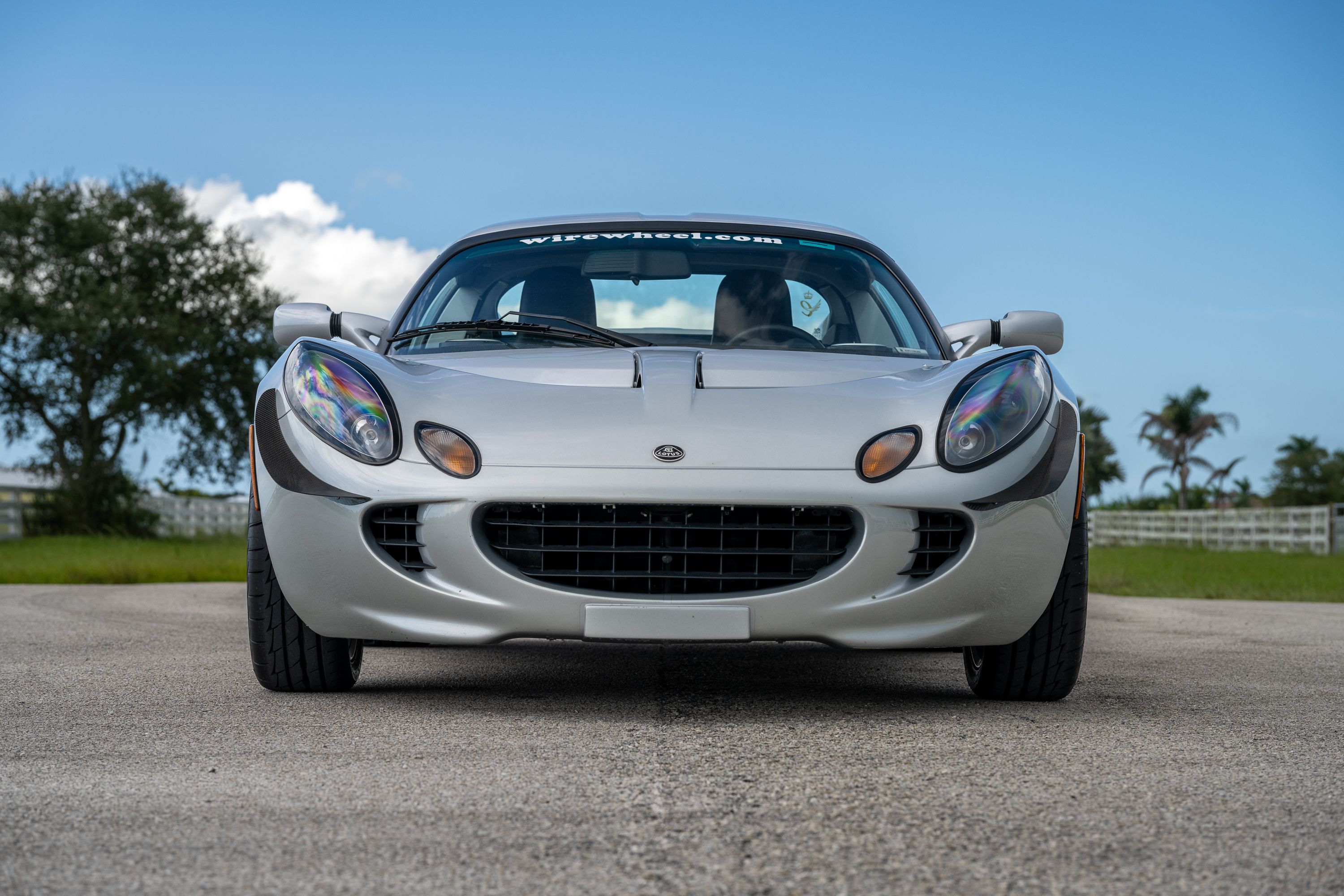 Used 2005 Lotus Elise w/ Touring Package RWD image 3