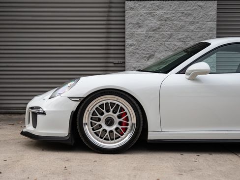 Used 2015 Porsche 911 GT3 image 16