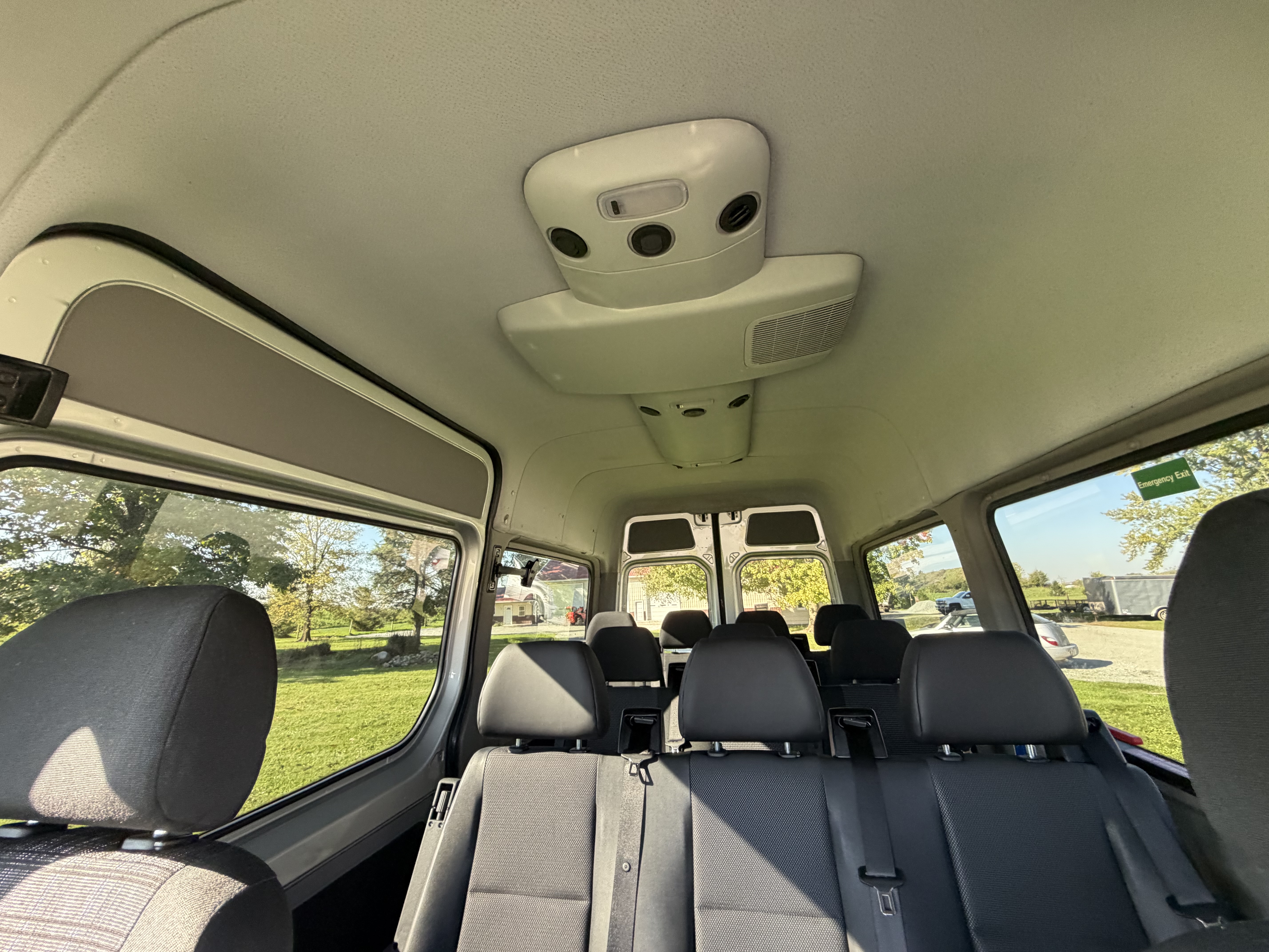 Used 2014 Mercedes-Benz Sprinter 2500 144 Passenger image 12