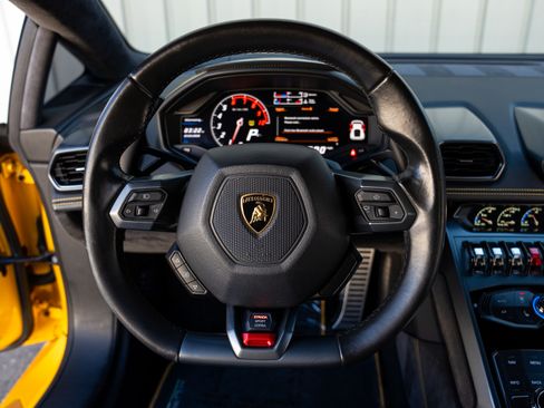 Used 2015 Lamborghini Huracan LP 610-4 image 16