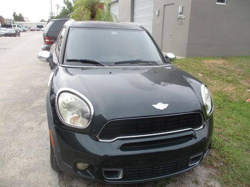 Used 2011 MINI Cooper Countryman S image 5