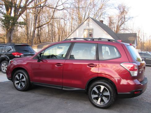 Used 2018 Subaru Forester 2.5i Premium image 6