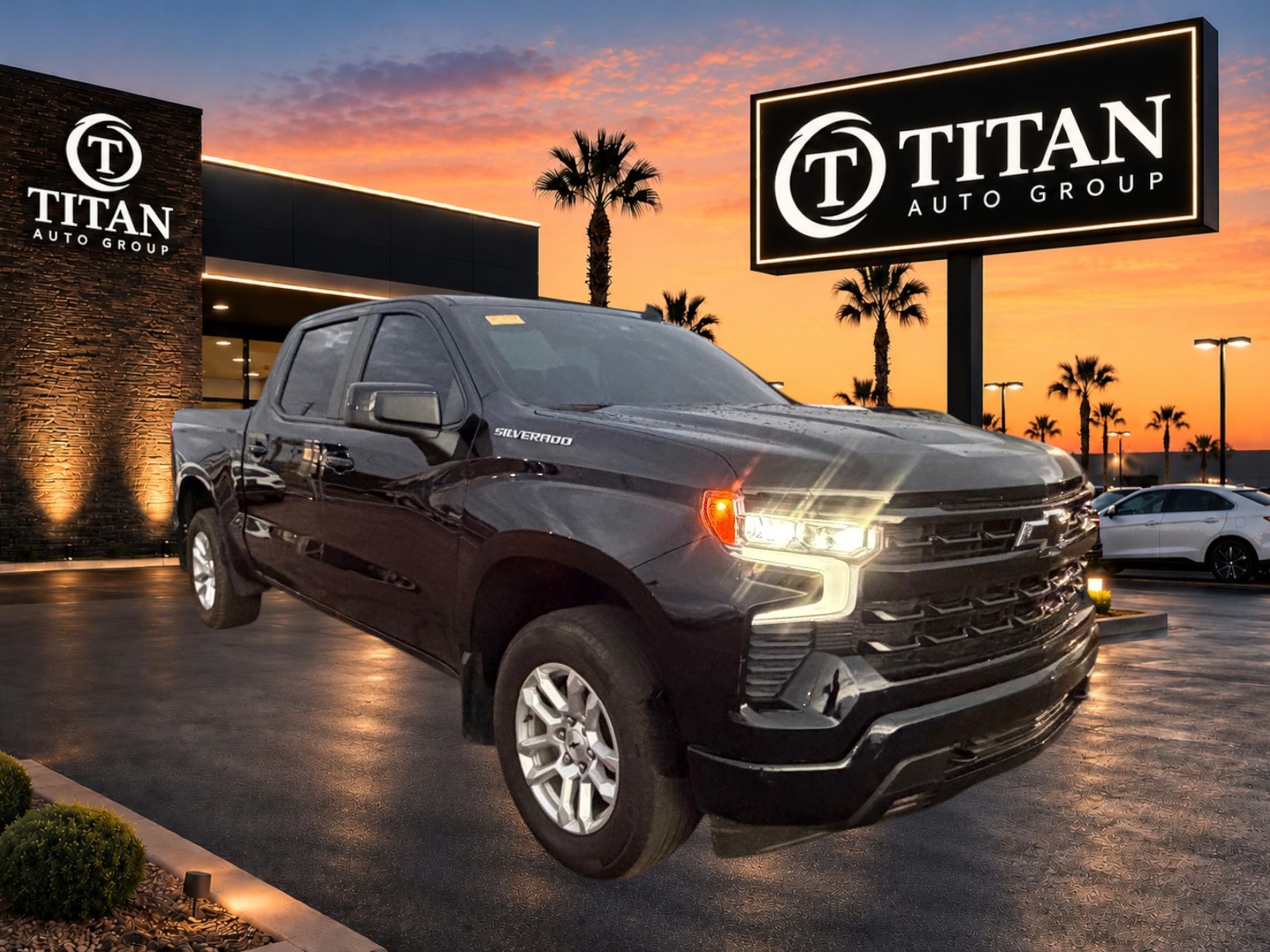 Used 2024 Chevrolet Silverado 1500 2WD Crew Cab RST image 1