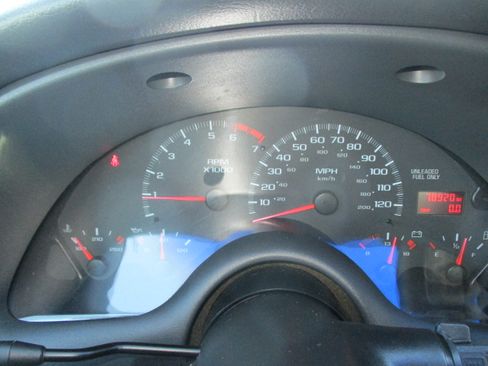 Used 1997 Chevrolet Camaro RS image 32