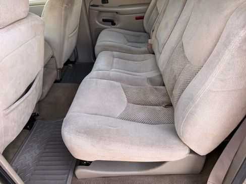 Used 2004 Chevrolet Silverado 2500 LS RWD image 82