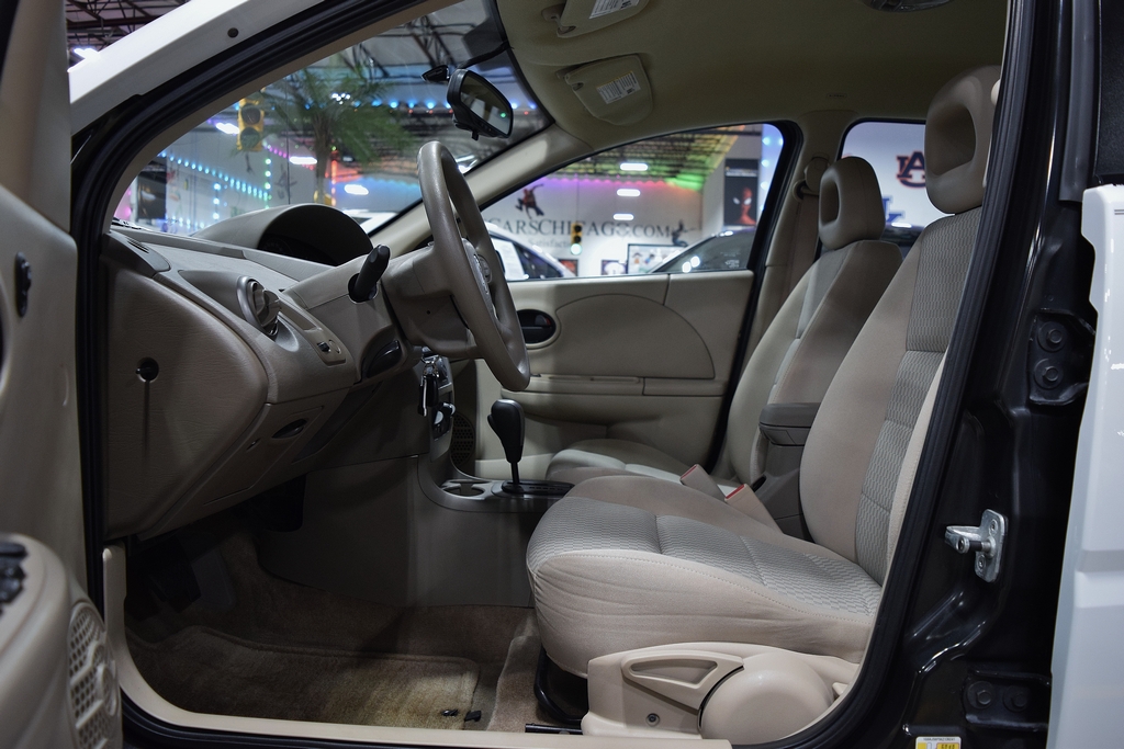 Used 2006 Saturn ION Level 2 Sedan FWD image 17