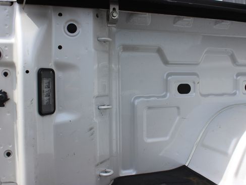 Used 2020 Chevrolet Silverado 1500 LT Trail Boss image 17