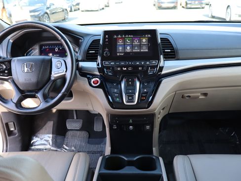 Used 2023 Honda Odyssey Touring image 18
