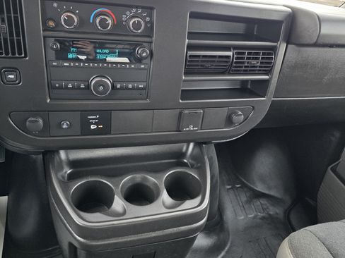 Used 2023 Chevrolet Express 2500 image 16