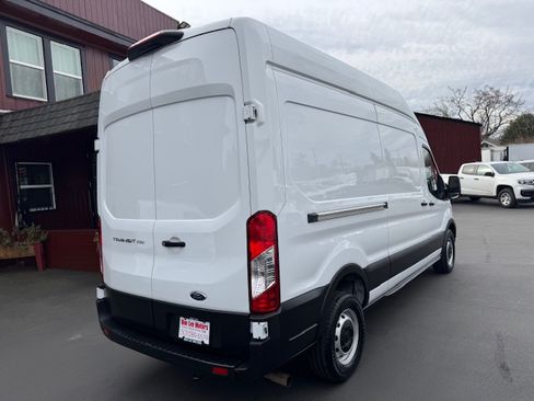Used 2023 Ford Transit 250 image 6