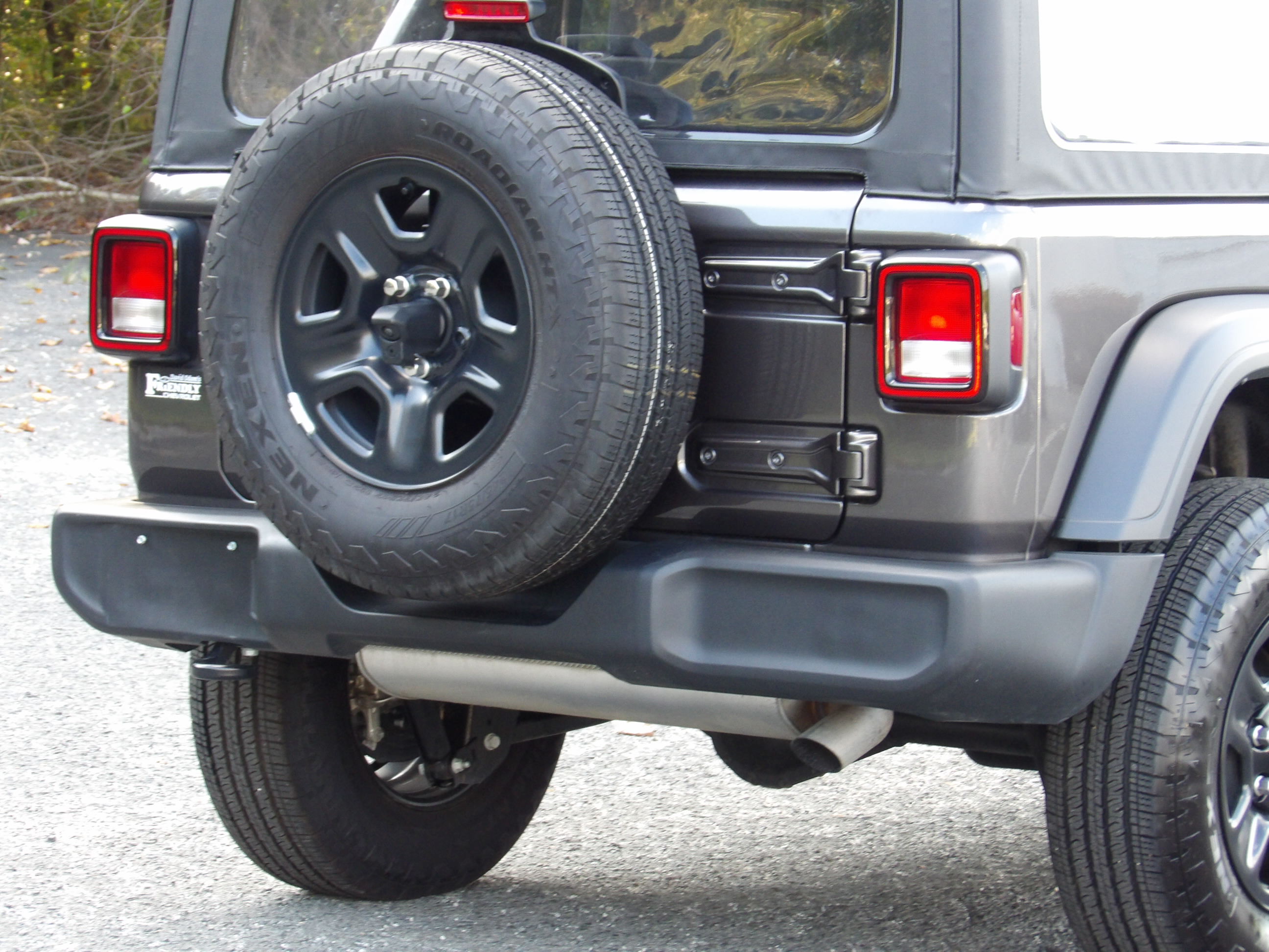 Used 2026 Jeep Wrangler 4WD Unlimited Sport image 12