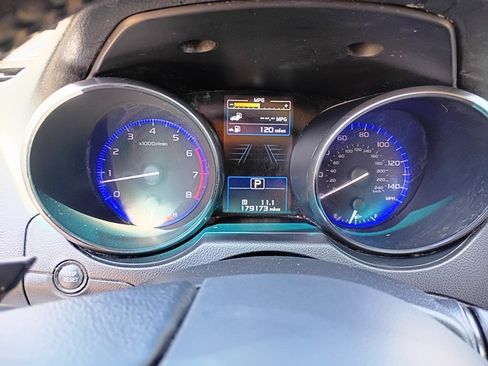 Used 2015 Subaru Outback 2.5i Premium image 10