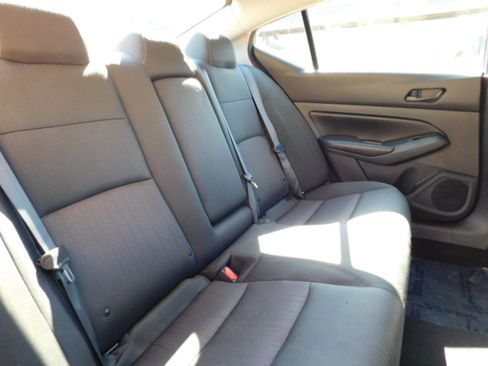 Used 2023 Nissan Altima 2.5 S FWD image 19
