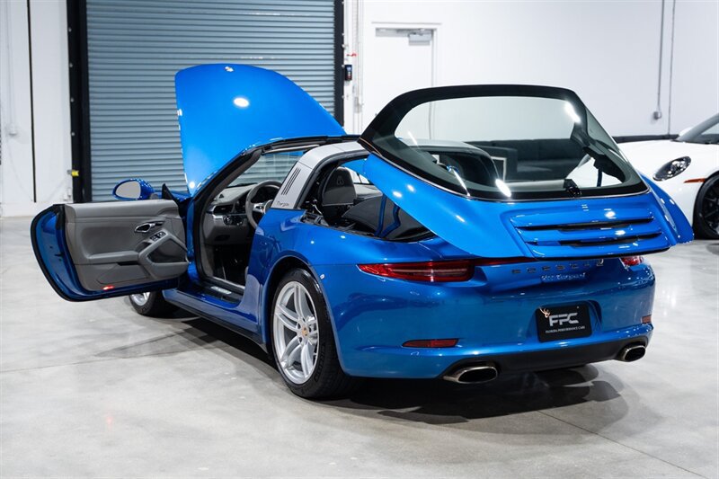 Used 2015 Porsche 911 Targa 4 AWD/4WD image 36